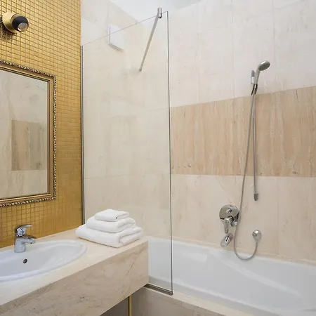 Boutique Slavia Hotell 3*